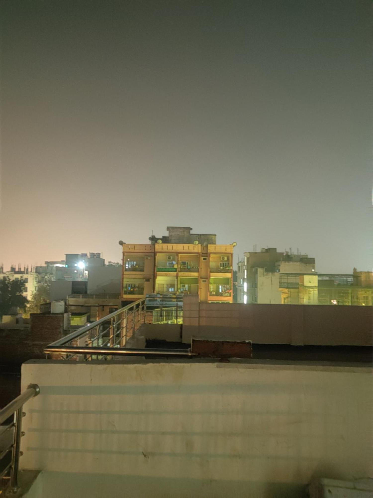 Madhuri Guest House Varanasi Dış mekan fotoğraf